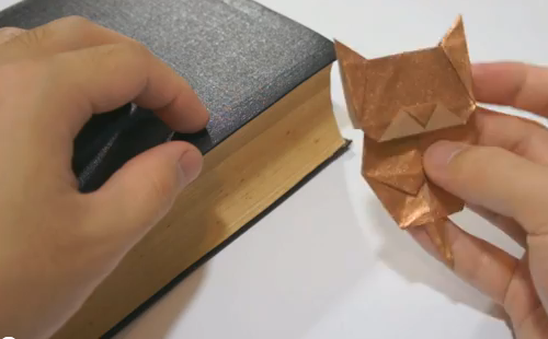 Закладки-оригами для книг в виде кота и панды - Лайфхакер