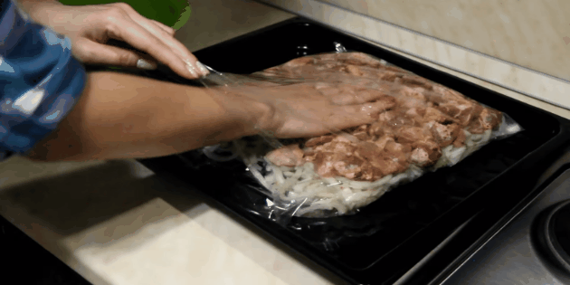 Как приготовить вкусный шашлык в духовке: 3 проверенных способа