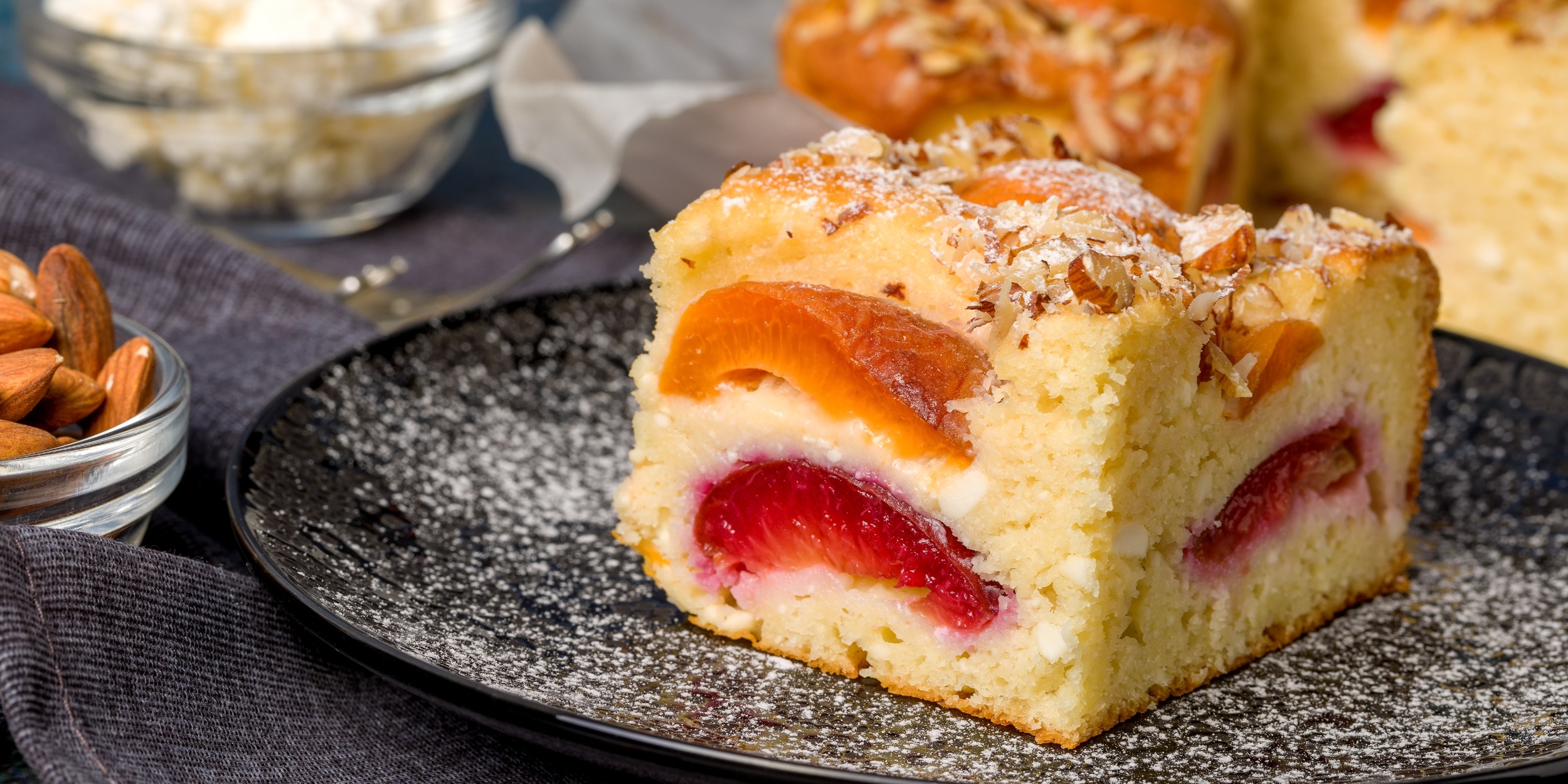 Творожный пирог с абрикосами