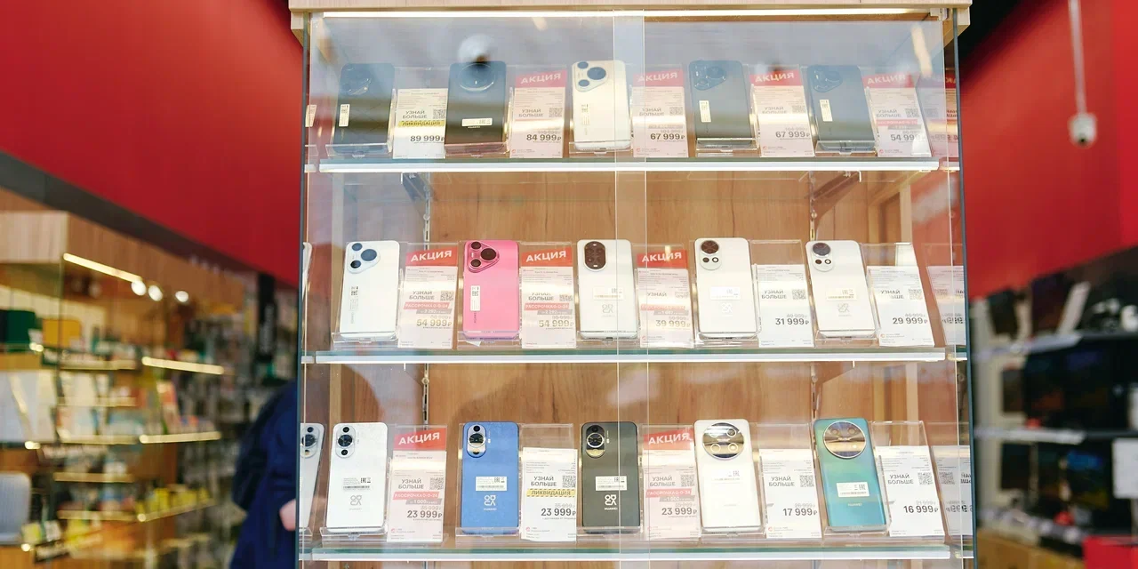 Названы самые популярные смартфоны осени в России — бюджетный Realme в лидерах