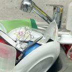 Как быстро отмыть кастрюлю и сковороду