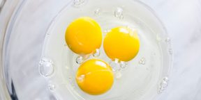 Кухонные лайфхаки: как правильно хранить яичные желтки