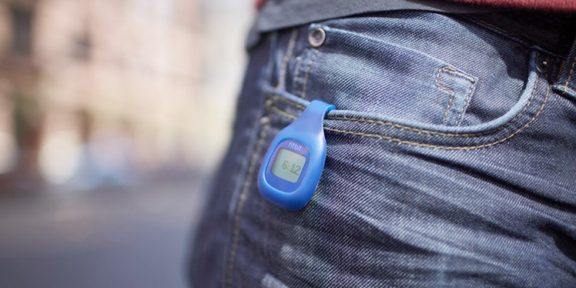 ОБЗОР: Fitbit Zip — маленький, но удаленький трекер активности