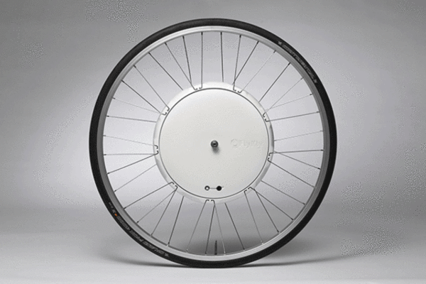 С колесом FlyKly Smart Wheel любой велосипед превращается в электрический и умный