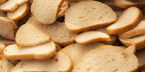 ИНФОГРАФИКА: 10 вещей, которые вы можете сделать с черствым хлебом