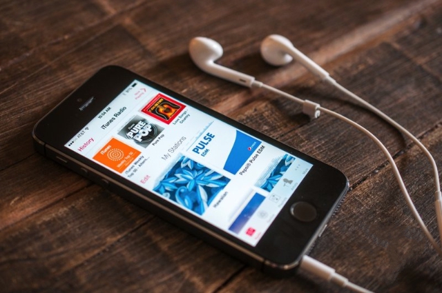 Apple запустит iTunes Radio на Android