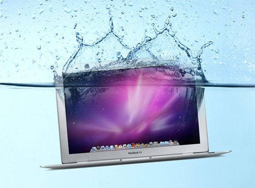 Случайно пролили воду на MacBook? Есть способ спасти ноутбук от смерти!