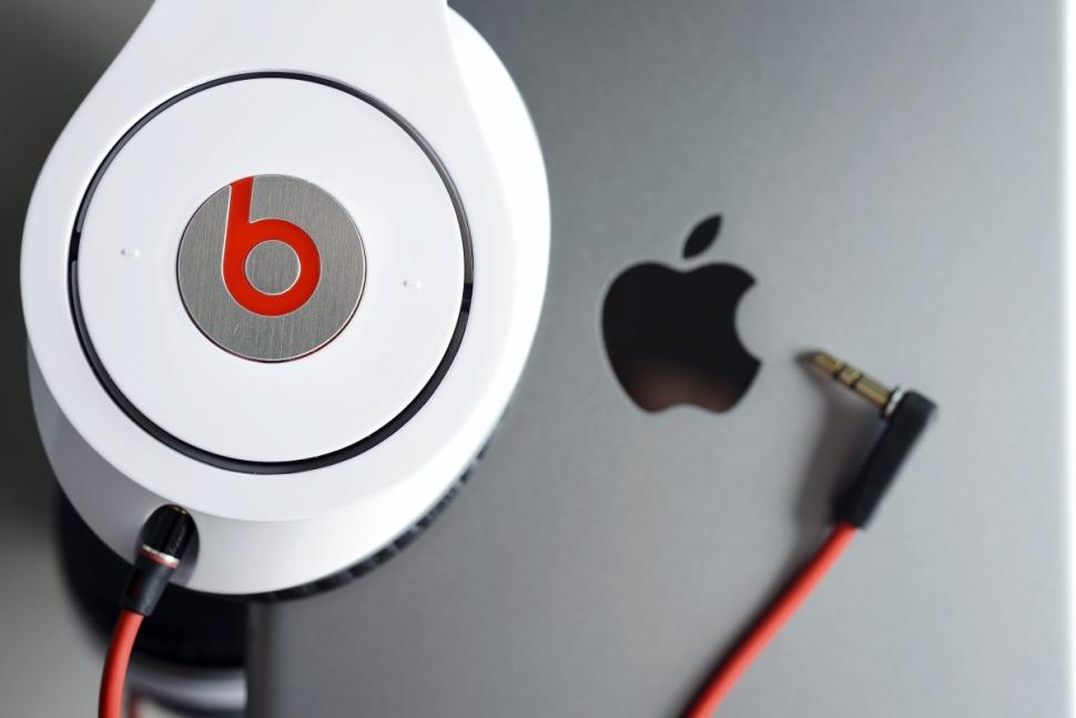 Apple купила Beats Electronics за 3 миллиарда долларов