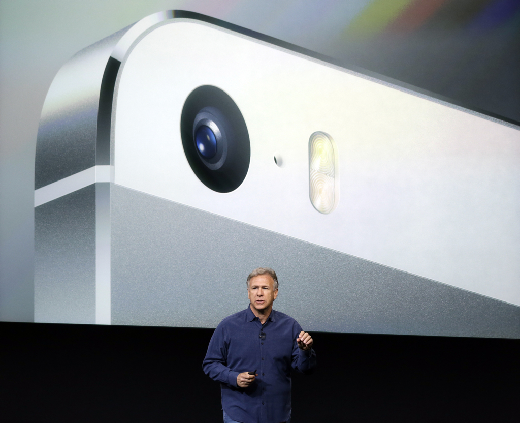 Apple даст разработчикам в iOS 8 полный доступ к настройкам камеры