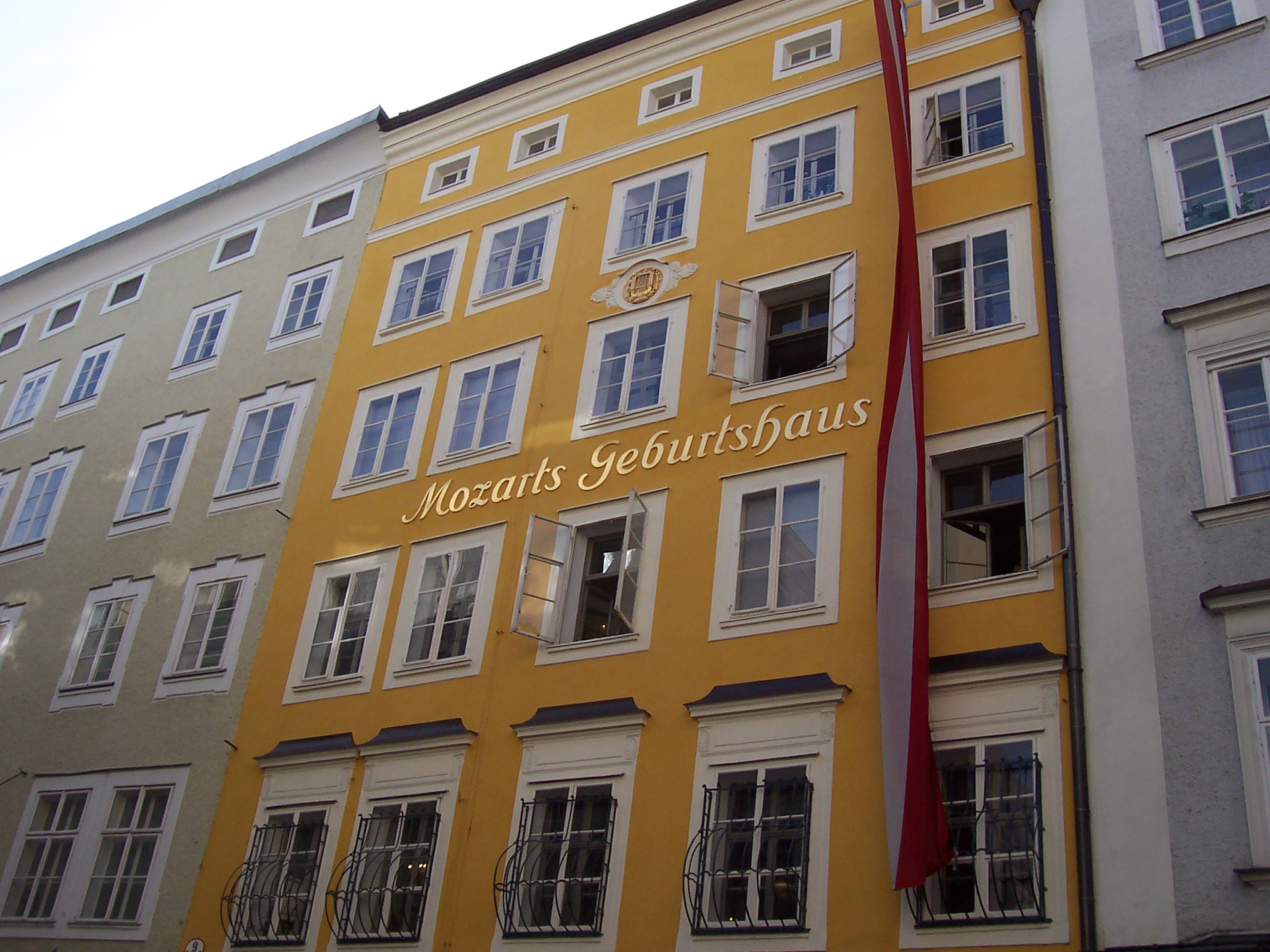Дом в Зальцбурге, где родился Моцарт
