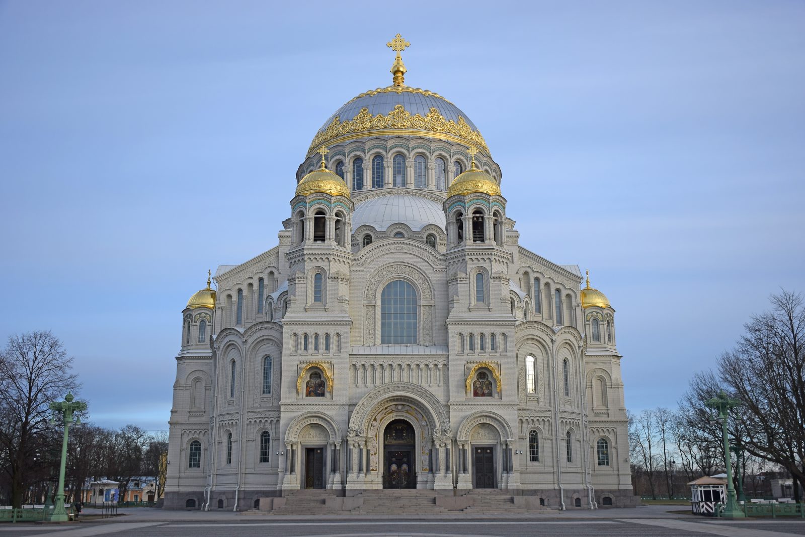 морской собор в кронштадте зимой