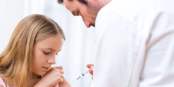Почему ребёнку нужно делать прививки