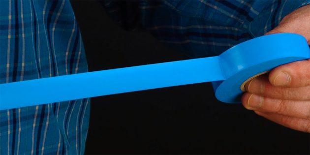 10 инструментов, нужных каждому: синяя изолента