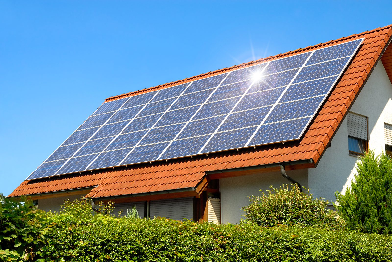 11 доступных устройств, использующих солнечную энергию, которые стоит купить