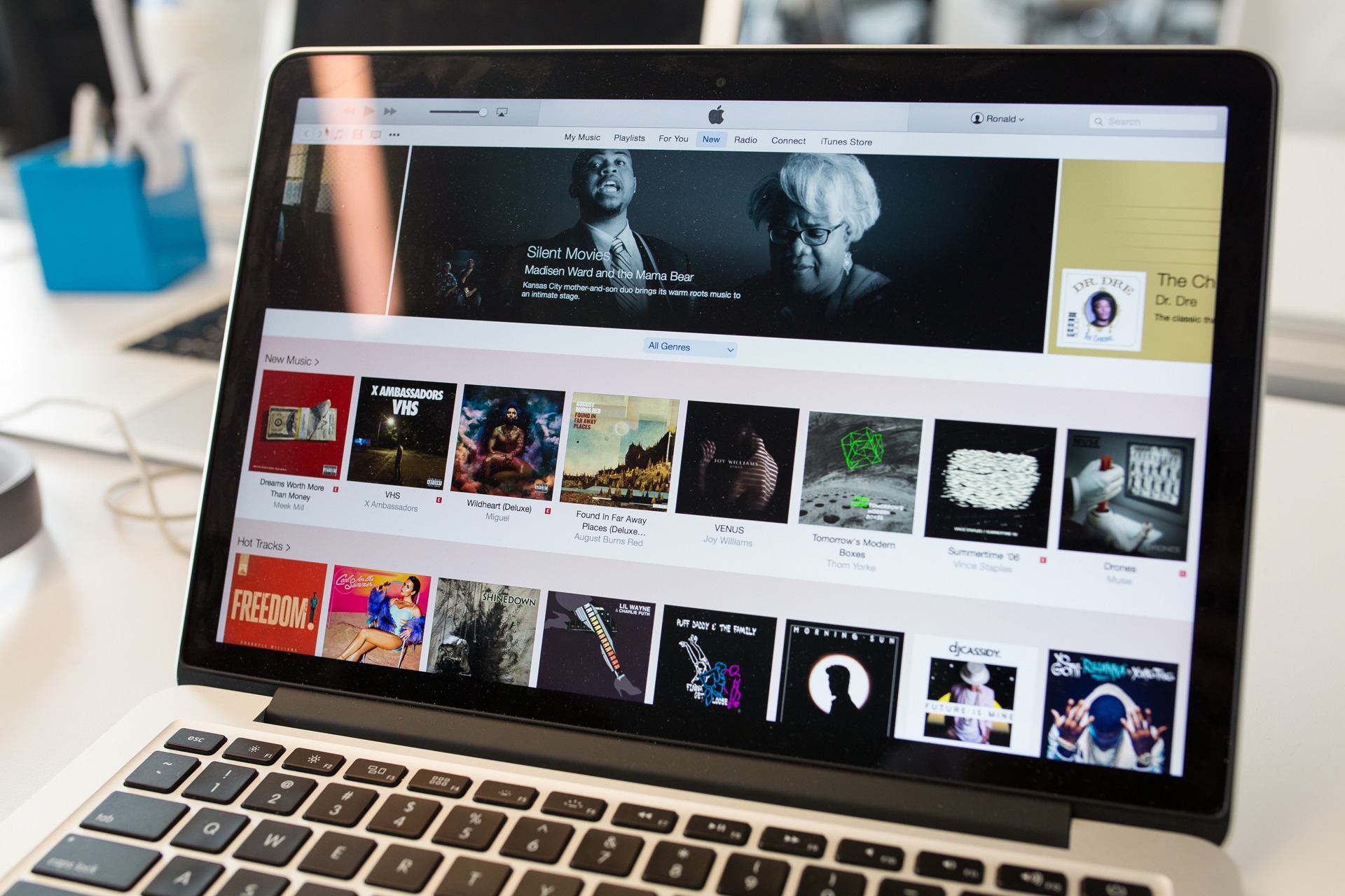 Эволюция иконки iTunes — от скевоморфизма до Apple Music