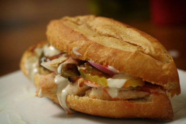 Что съесть, чтобы полегчало: сэндвич