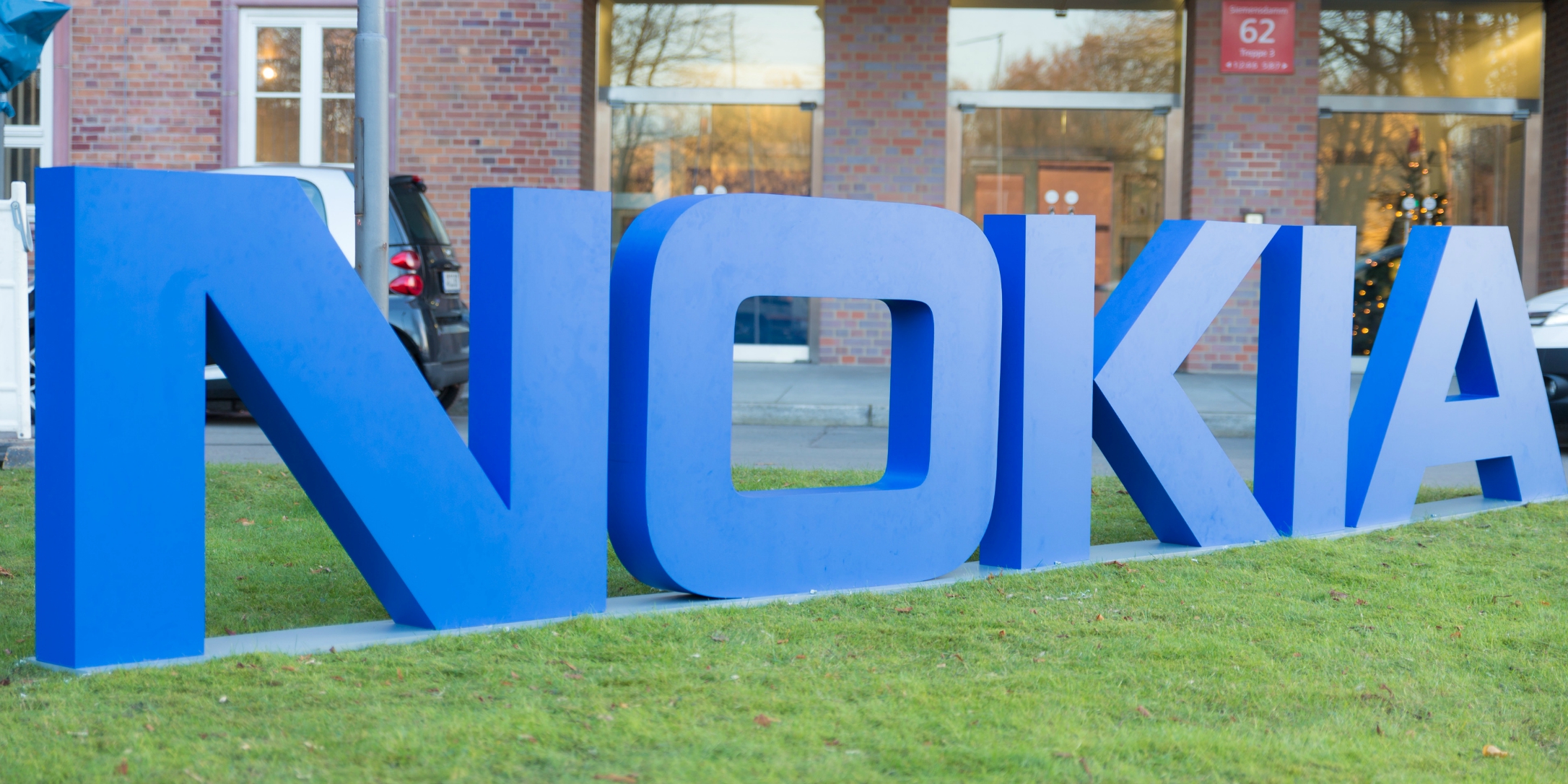 Nokia возвращается на рынок смартфонов впервые за долгое время