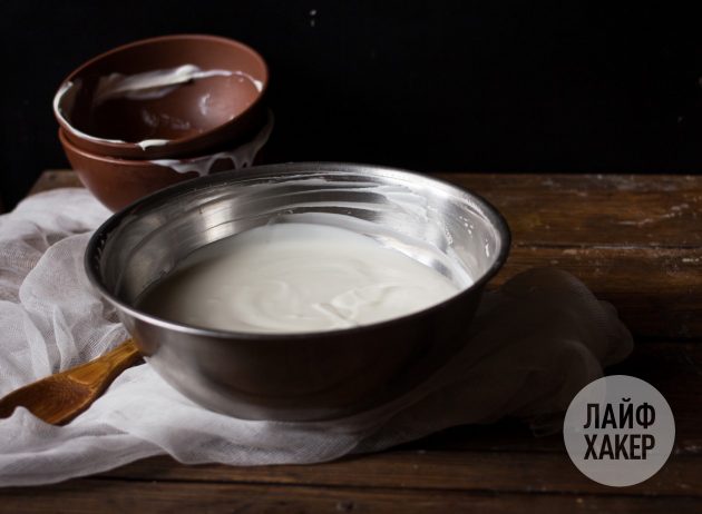 Домашний крем-сыр: смешиваем сметану и йогурт