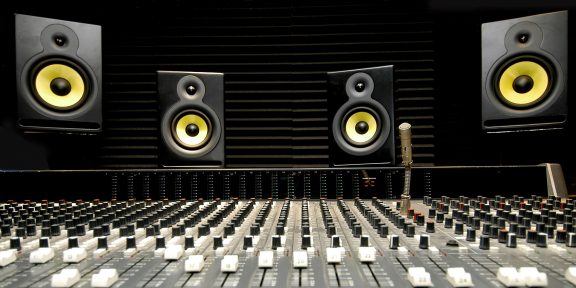 5 профессиональных компонентов домашней студии звукозаписи