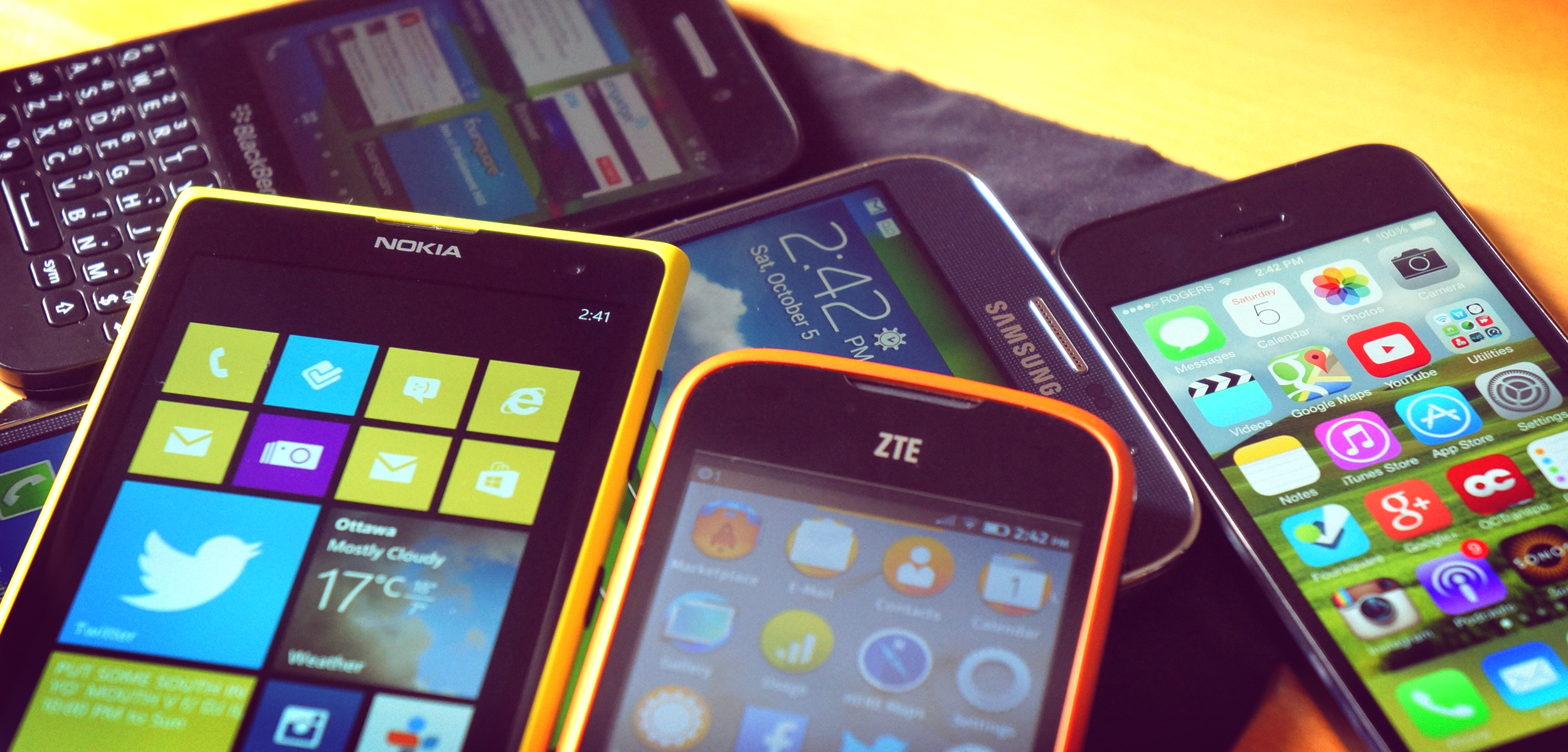 Сравнение характеристик главных смартфонов 2013&nbsp;года