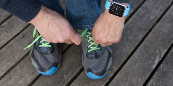 Runkeeper теперь позволяет записывать тренировки напрямую с Apple Watch
