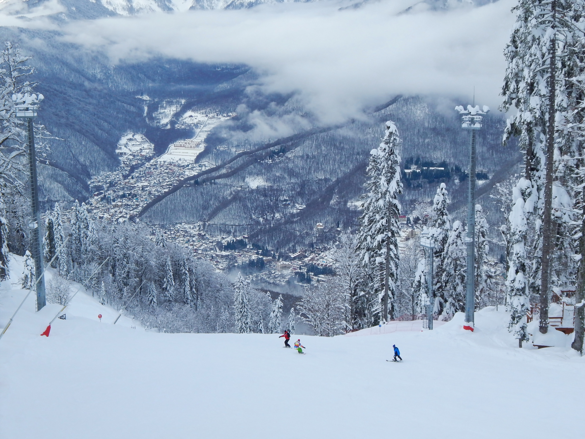 Где покататься на лыжах в России - Лайфхакер