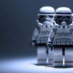 Лучшие подарки для фаната «Звёздных войн» — LEGO Star Wars, световые мечи, маски персонажей