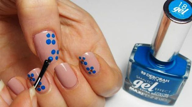 Invisible instead of dots, nail design