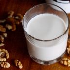 РЕЦЕПТЫ: Молоко из грецких орехов