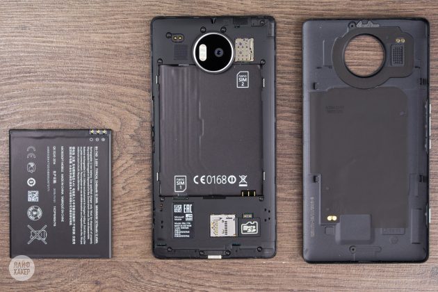 Lumia 950 XL в разобранном виде
