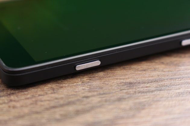 Lumia 950 XL: кнопка для съёмки фото