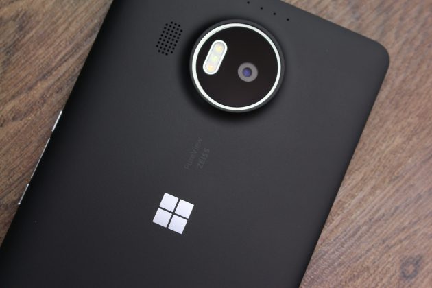 Lumia 950 XL: задняя панель