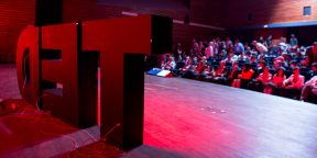 10 незаурядных выступлений на TED от эксцентричных докладчиков