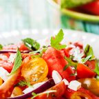 РЕЦЕПТЫ: 5 быстрых и полезных салатов с арбузом