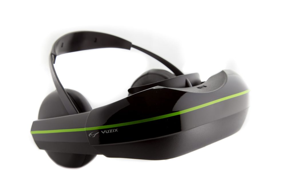 VR-гаджеты: Vuzix iWear Video Headphones