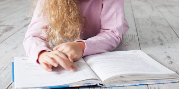 Как научить ребёнка быстро читать и понимать прочитанное