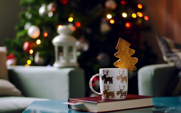 Книги, которые помогут создать праздничную атмосферу