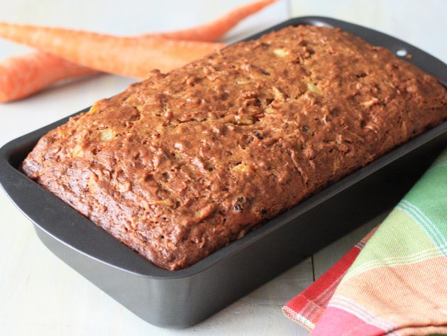 7 имбирных рецептов: Морковно-имбирный кекс с изюмом