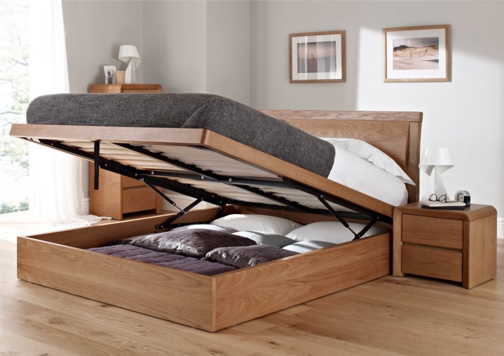 Маленькая спальня: правильная кровать
