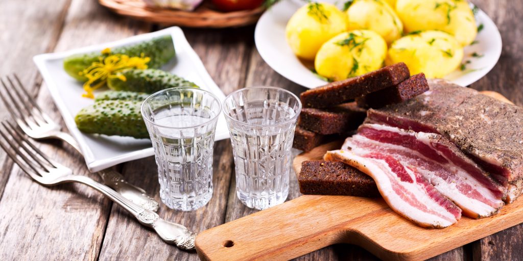 Водка чем закусывать: водка