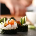 Как приготовить суши