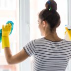 Как помыть окна без разводов: пошаговая инструкция