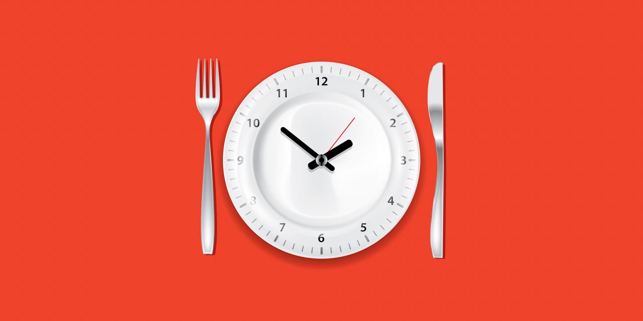 Часы с едой