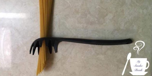 Отверстие в ложке для спагетти