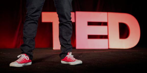 17 вдохновляющих лекций TED по искусству и дизайну