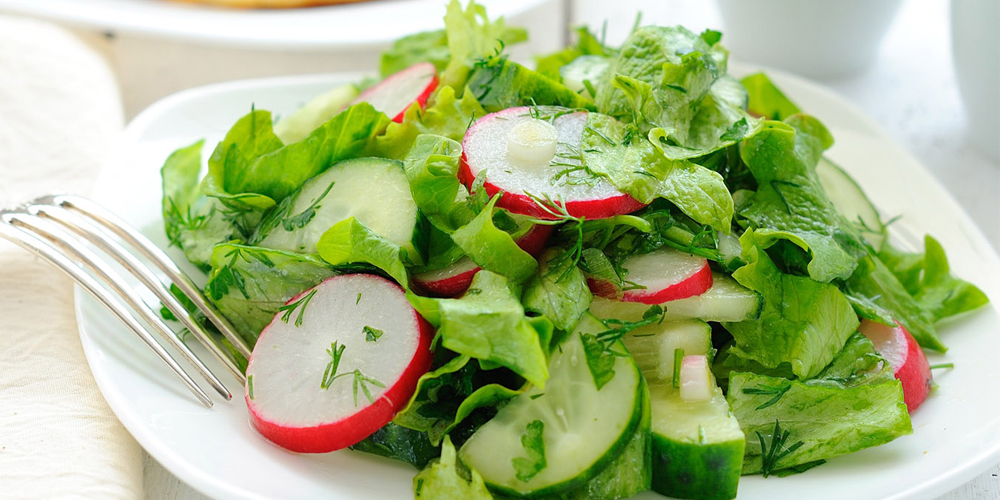 Салат с редисом, огурцом и Фетаксой «Идеально для салата»