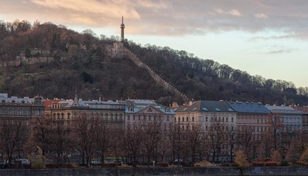 Достопримечательности Праги: Петршинский холм и Петршинская смотровая башня