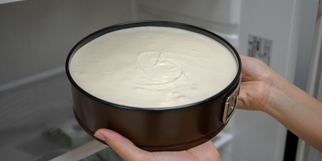 Рецепт тирамису: поставьте десерт в холодильник на 8–10 часов