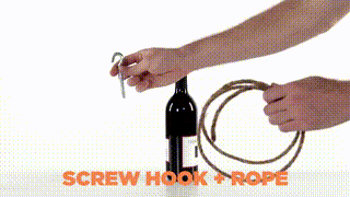 как открыть бутылку вина: крюк и веревка