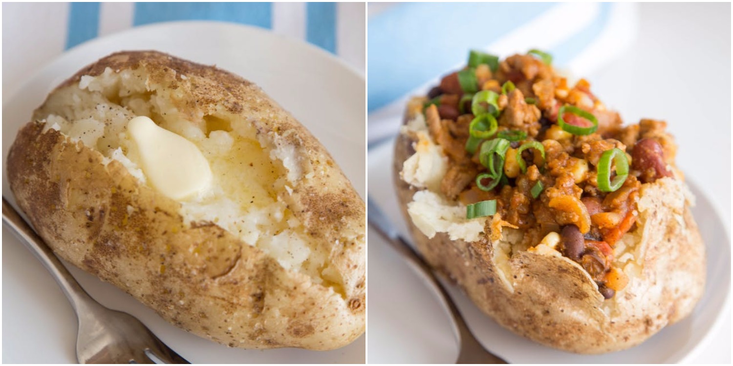 How easily and quickly bake potatoes in the microwave